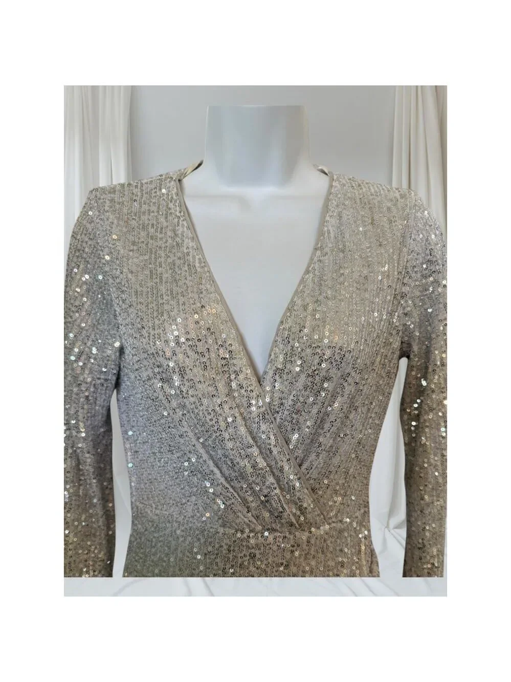 Windsor Silver Sequin Long Sleeve Surplice Mini Dress Size L